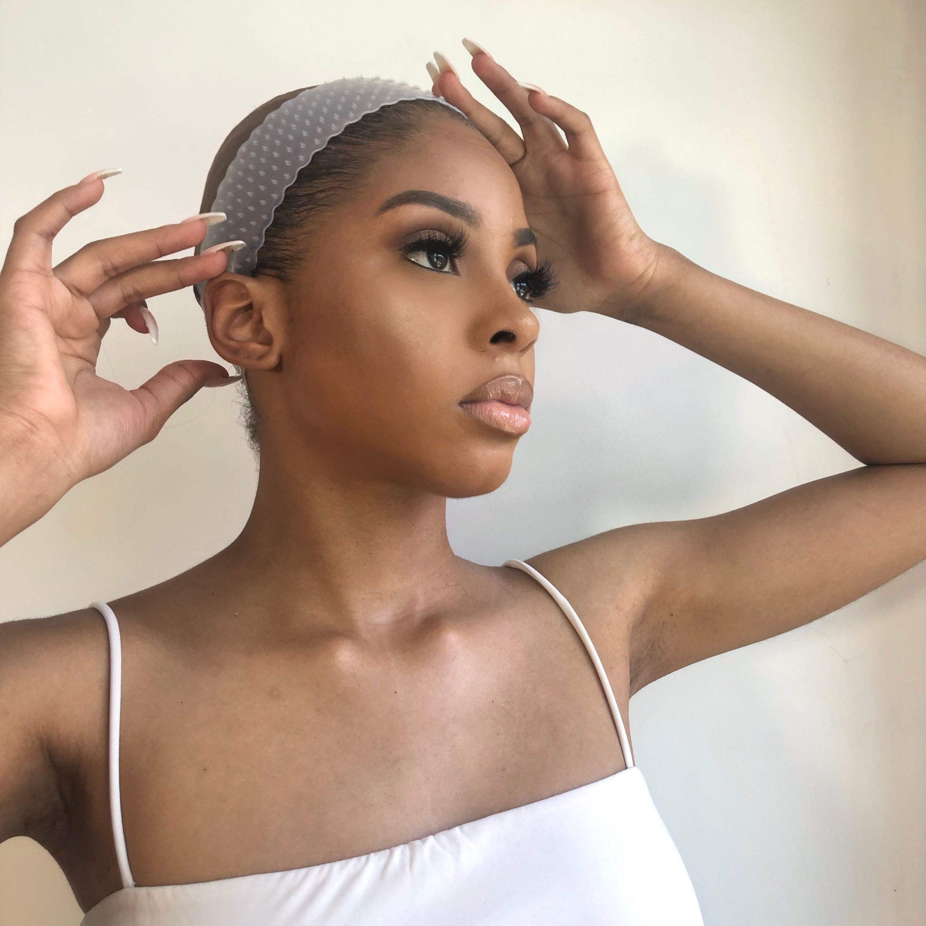 Glueless Frontals: How To Wear A Frontal Wig Without Glue